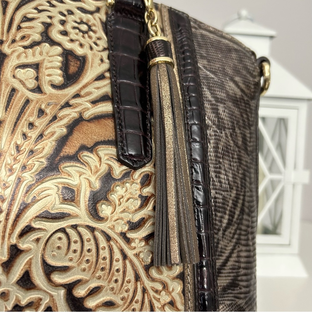 ❌SOLD❌Brahmin Duxbury Gold Bel Canto Satchel - Picture 4 of 14